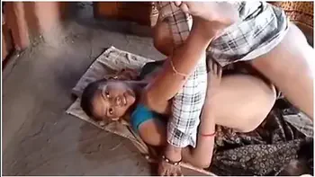 hd,milf,brunette,ebony,cumshot