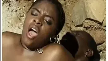 outdoor,milf,beach,ebony,hairy