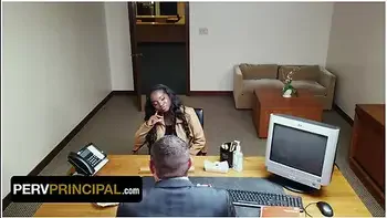 cunnilingus,ebony,deepthroat,big-ass,casting