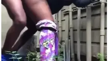 amateur,ebony,brunette,outdoor,milf