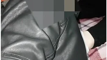 amateur,couple,big-ass,brunette,fetish