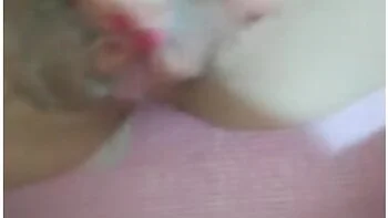 amateur,italian,couple,masturbation,cumshot