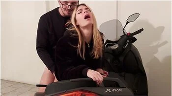 italian,blowjob,hd,blonde,teens