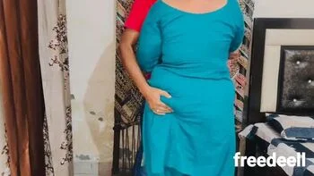 homemade,desi-aunty,desi-village,stepmom,indian-aunty