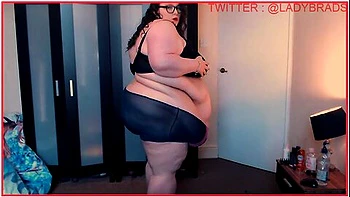 hd,mature,brunette,amateur,kink