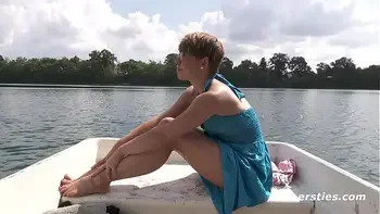 fingering,german-speaking,girl-playing-with-herself,women-masturbating,girl-cumming