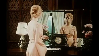 hotties,huge,blowjob,threesome,hot-babes