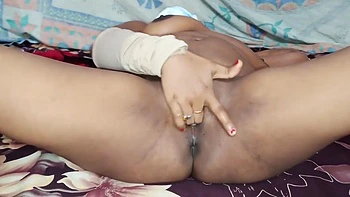 indian,busty,juggs,indian-hd,solo-female