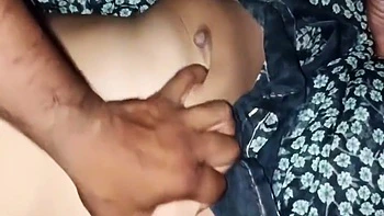 phone,brunette,indian-amateur,desi,indian-hd