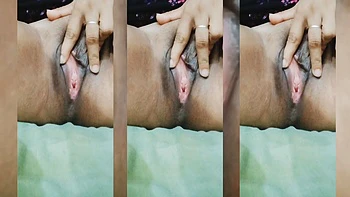 solo-female,desi-amateur,desi,indian-hd,brunette