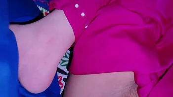 hirsute,desi,indian-amateur,unshaved,desi-amateur