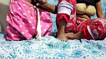 melons,indian-boobs,busty,busty-amateur,huge-tits