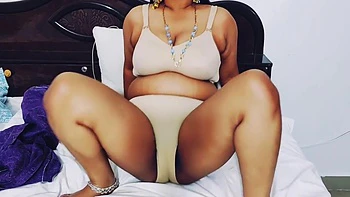 busty,busty-amateur,desi-amateur,indian-boobs,desi