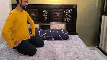 busty-amateur,big-tits,milf,indian-big-tits,desi