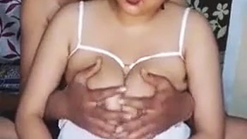 phone,indian,amateur,homemade,unshaved