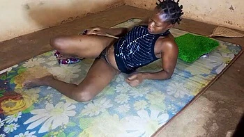 japanese-mom,moaning,18-year-old-indian,fucking,60-fps