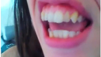 hd,small-tits,amateur,brunette,french