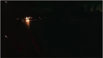 couple,female-orgasm,public,brunette,italian