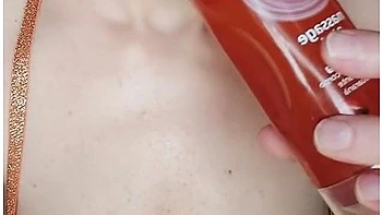 babe,hd,milf,italian,toys