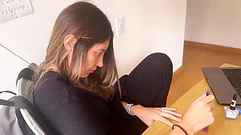 wet,ass,hot,blonde,painted-nails