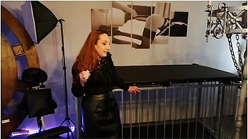 italian,milf,pov,foot-fetish,red-head