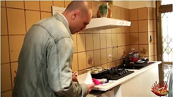 red-head,reality,milf,hd,italian