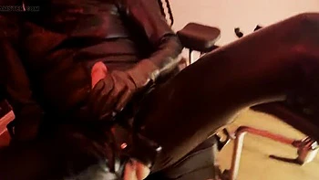 submissive,femdom,latex-sex,hd-videos,fucking