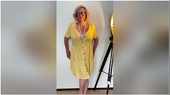 pearl-necklace,mature,mature-cougar,cougar-milf,british-milf