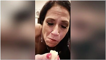 anal,brunette,big-tits,milf,celebrity