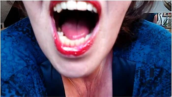 solo-female,butt,older-lady,bloated-belly,blue-eyes