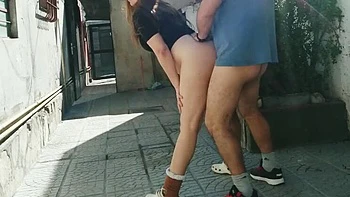 hispanic,public-sex,big-ass,huge-booty,latina