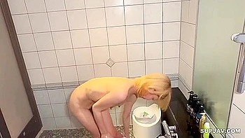 asian,young-18,japanese-amateur,japanese-creampie,asian-creampie