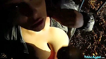 busty,big-ass,nature,curvy,bend-over