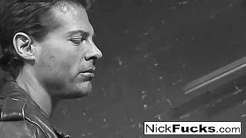 mom,juggs,blonde,knockers,milf