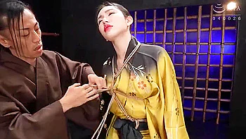 wax,brunette,oriental,japanese-bdsm,asian