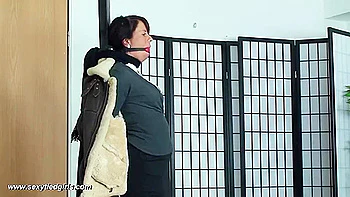 tied-up,hd,fetish,mom,gagging