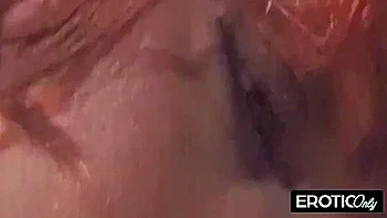 lesbian-bdsm,dyke,boobs,lesbian,big-tits