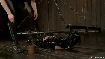 pain,kink,lezdom,hardcore,device