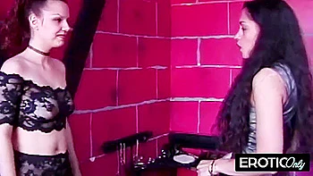 fetish,device-bondage,mom,milf,juggs