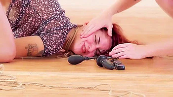 red-head,hanging,bondage,lesbian,tattoo