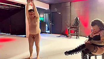 big-ass,femdom,big-tits,brunette,blonde