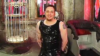 milf,bdsm,tattoo,foot-fetish,blonde