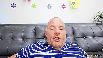 big-tits,busty,3some,interracial,juggs