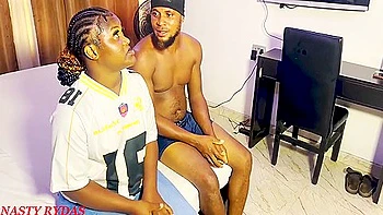 dripping,young-18,curvy,black-booty,ebony