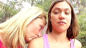 blonde,dyke,lesbian-milf,brunette,black