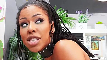 hairy,boobs,hd,hooters,mom