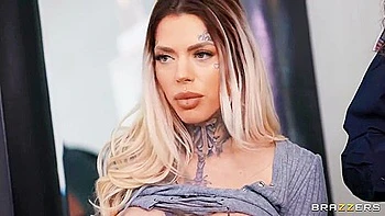 juggs,big-ass,booty-shake,knockers,blonde