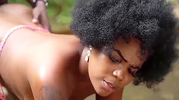 outdoor,mom,throat,black-booty,black-butt