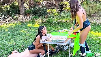 outdoor,big-ass,throat,big-cock,booty