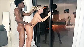 huge-tits,interracial,melons,hooters,hd